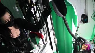 [158.98 MB] - Milking my rubber gimp **MOV - Nurse Anna List