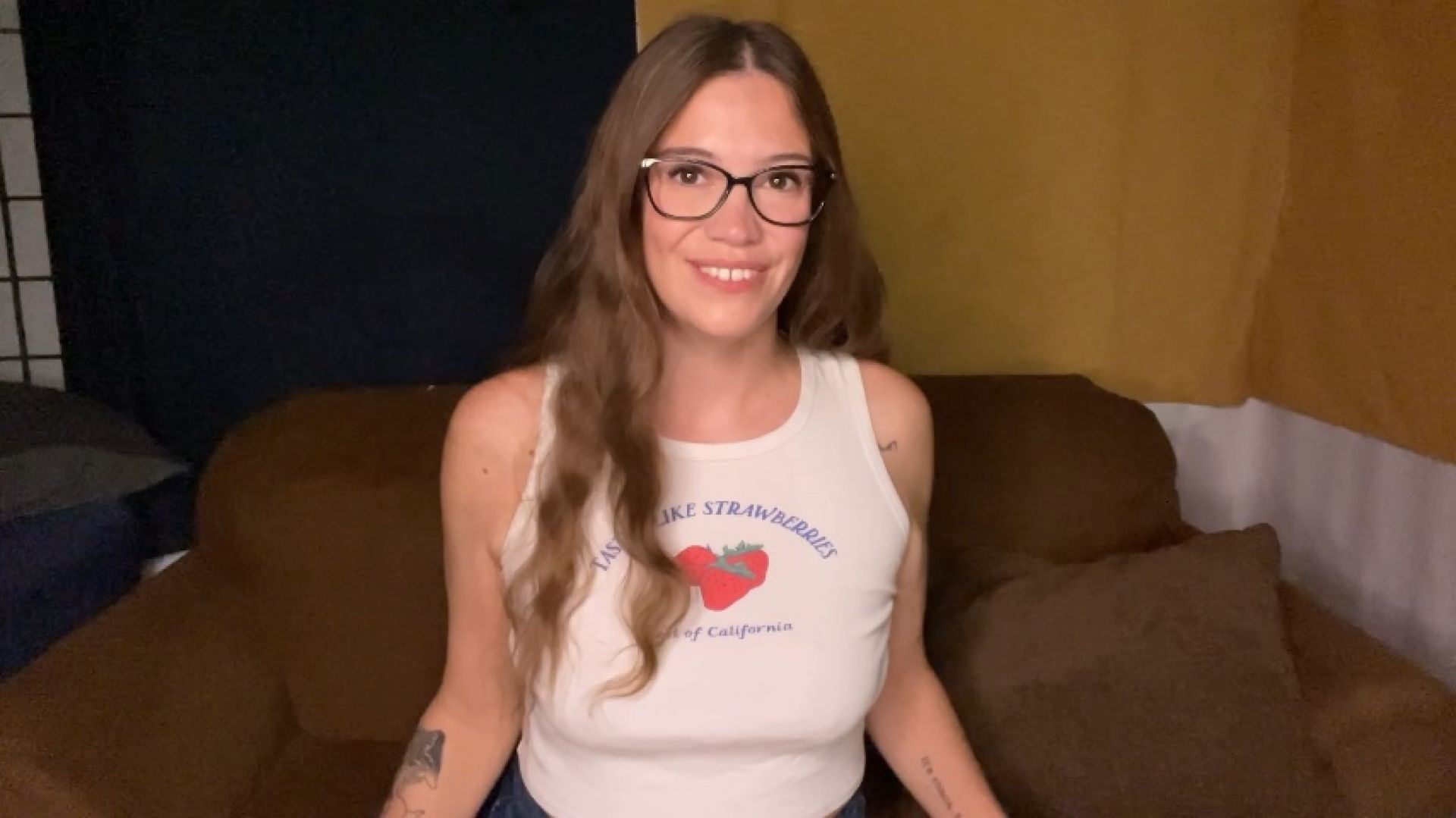 maggierosexo:Stepsis Handles Your Stink