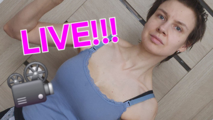 HotBerryTea:My first live stream EVER