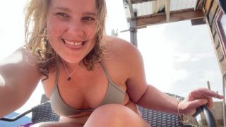 Bikini wake n bake FeetiesMySweeties