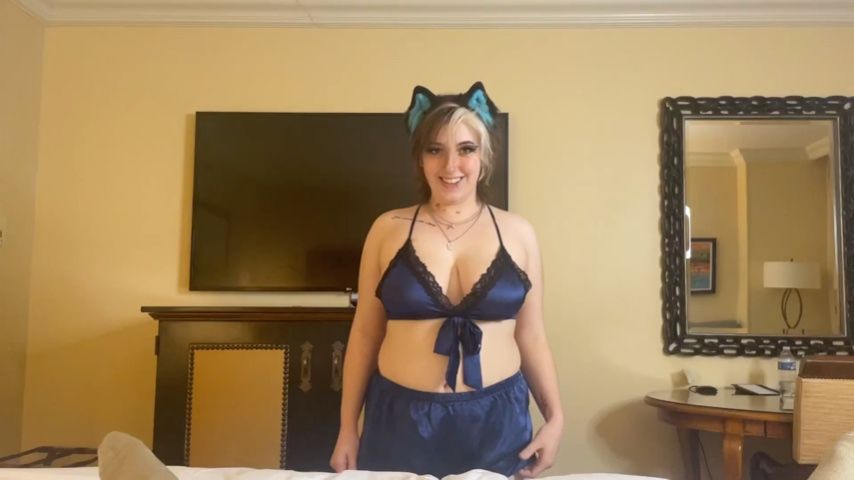smithmyth123 - Cutie Smutty_bunny likes to play - ManyVids