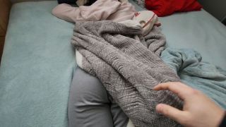 [599.95 MB] - groping and waking up roommate - NinasContent