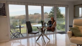 [743.84 MB] - Breakfast Orgasm Next to Huge Balcony - Suzie212