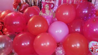 [1.51 GB] - Big Balloon Deflation Video - AwkwardSuccubus