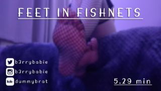 Feet in fishnets b3rrybabie