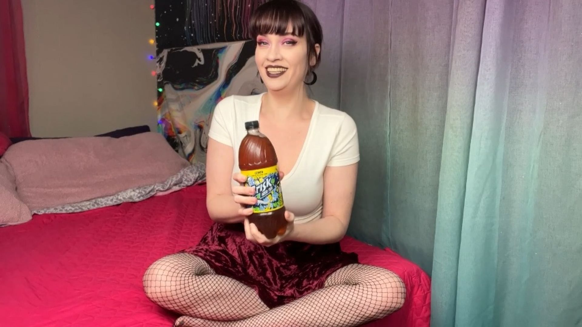 SophieMoon:Chugging a Whole Liter