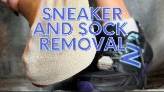 [196.49 MB] - Sneaker and Sock Removal - TheLadyToxin