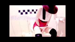[73.48 MB] - The girl peeed in the shop's toilet - SarahMilk