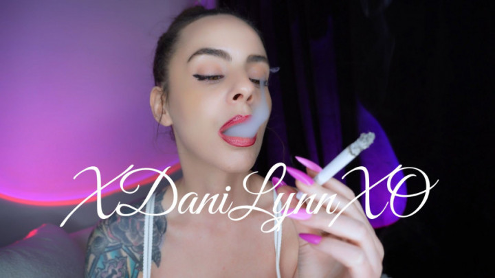 Dani Lynn:Smoking Closeup with Pink and Purple Nails
