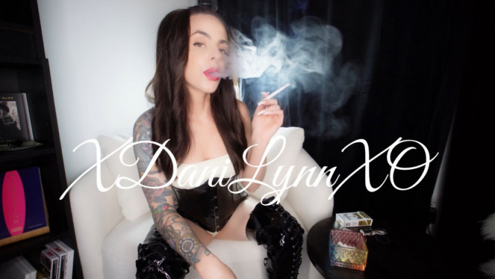 Dani Lynn:You Are Here to Watch Me Smoke