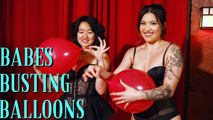 mxtomie:Babes Busting Balloons