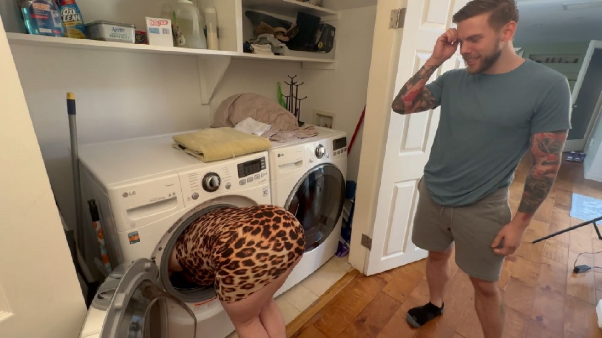 leaked Help Im stuck in the washer thumbnail