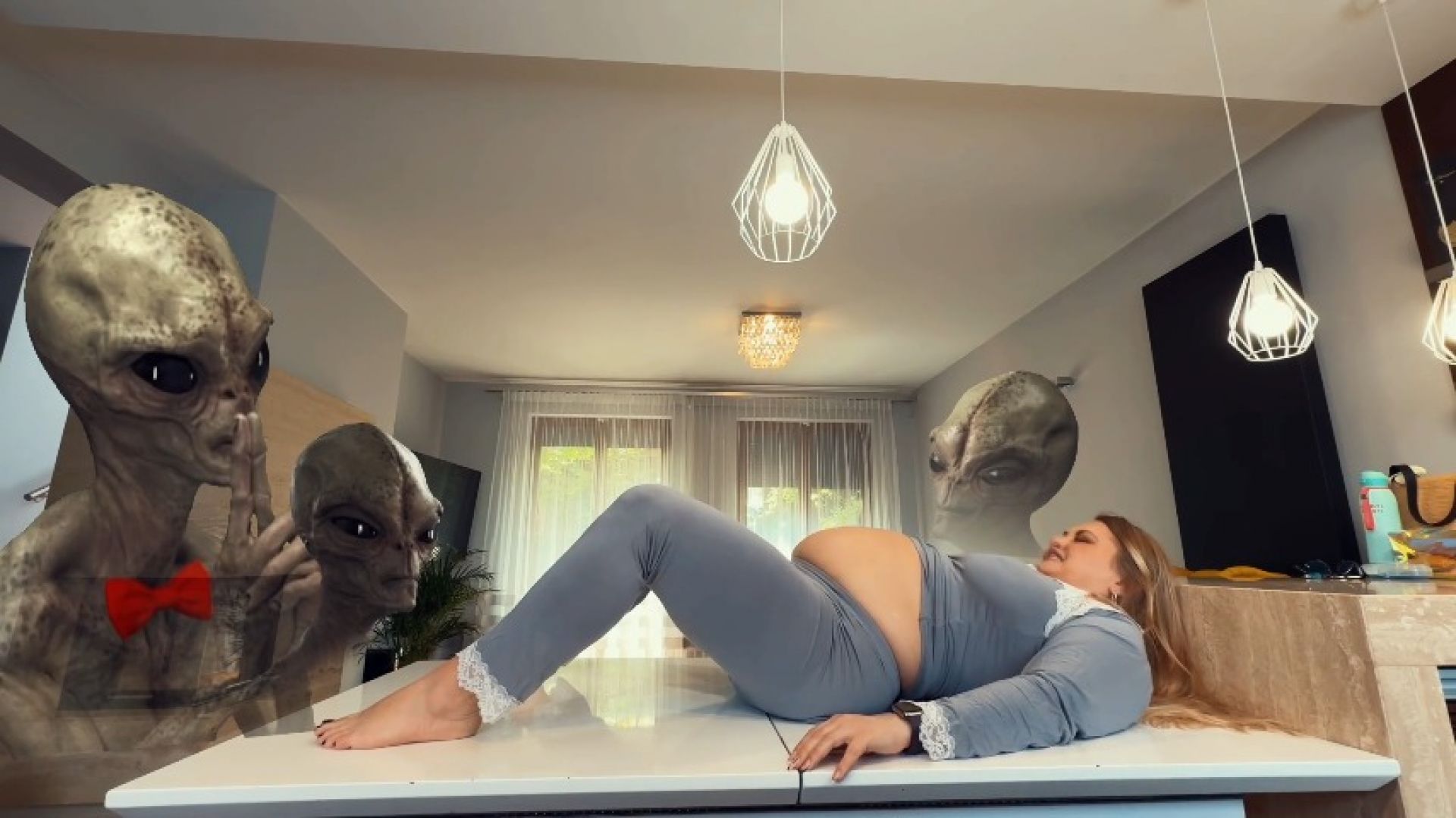 PrincessDiana:Aliens impregnate for mutation
