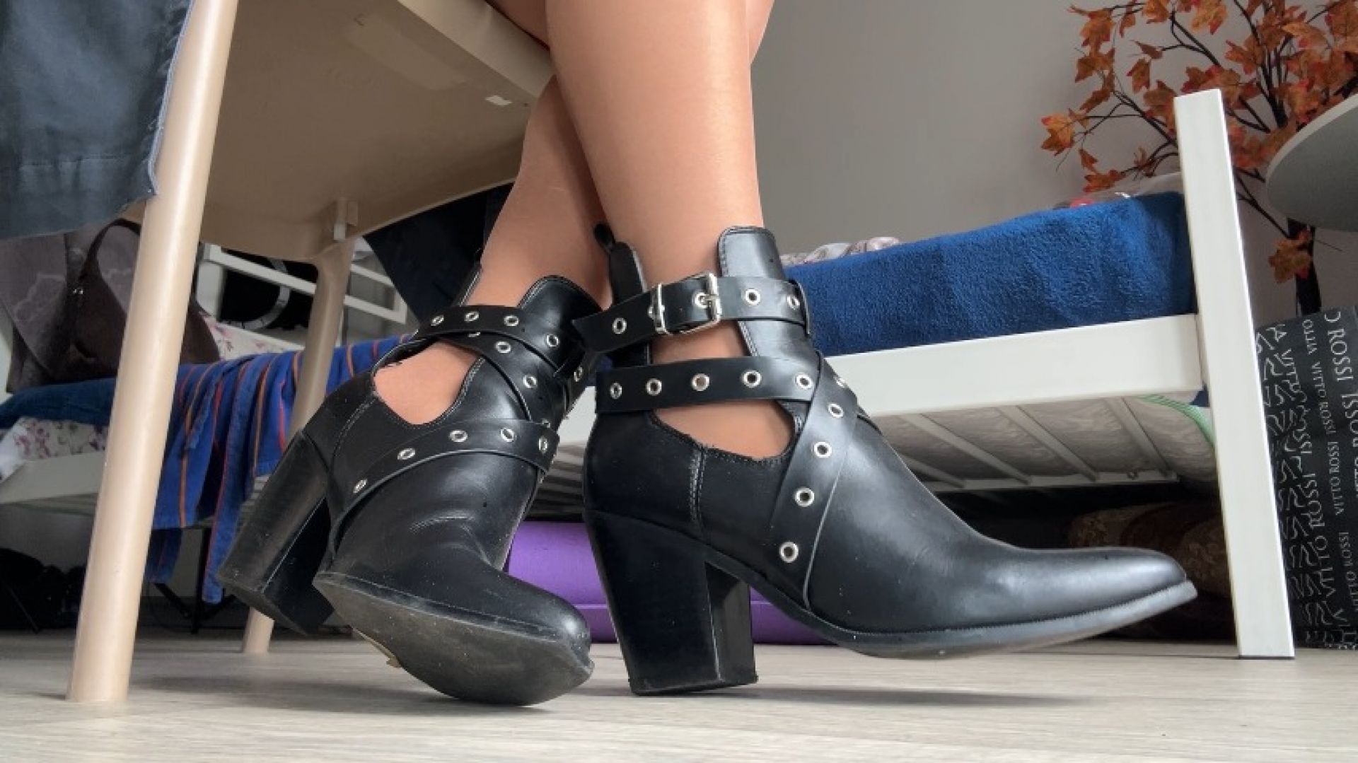 kathrynne_goddesfeet Feet leaks: Shoes fetish