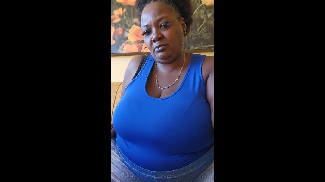 MistressMeltz:Big black titty tease