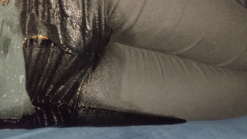 Bedwetting in Jeans and Jerking Off WetMyDreams