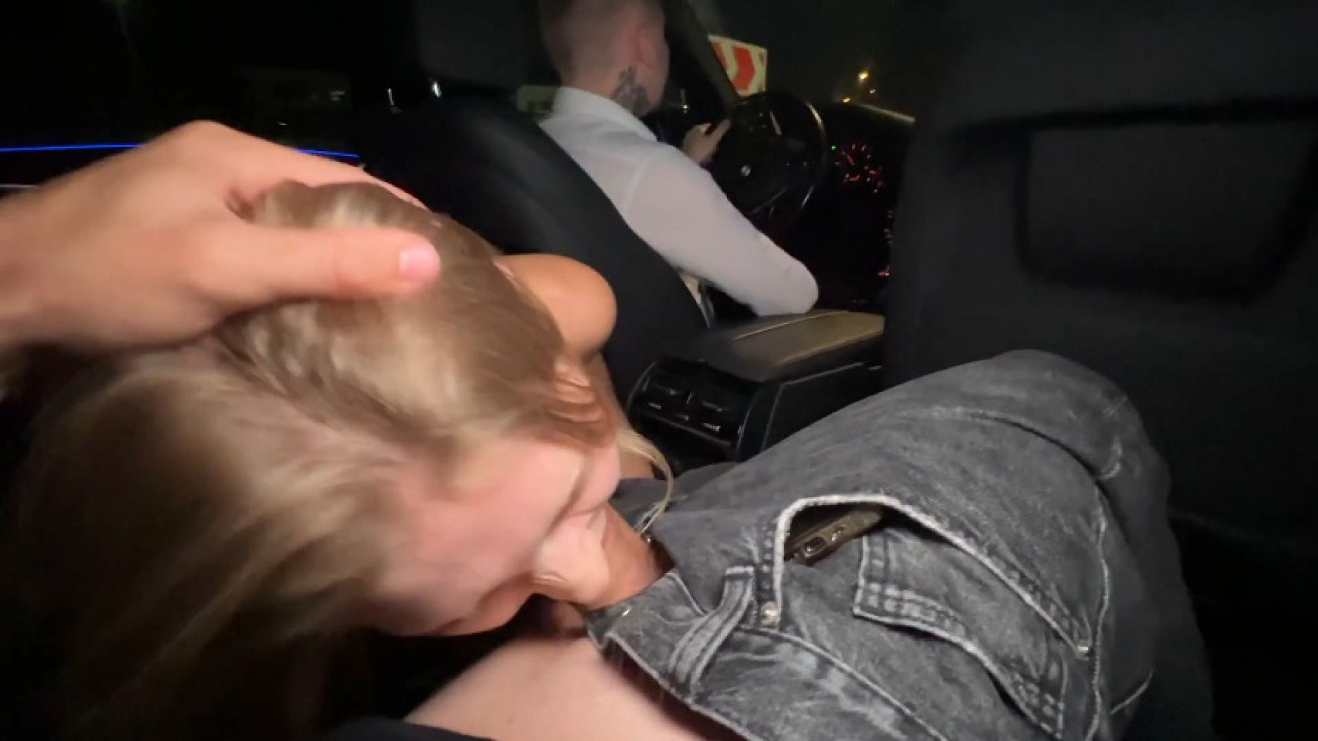 leaked Risky Public Sex in Taxi thumbnail