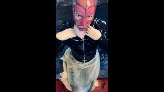 [119.66 MB] - Sneakers lover Part 1 - Heavyrubberette