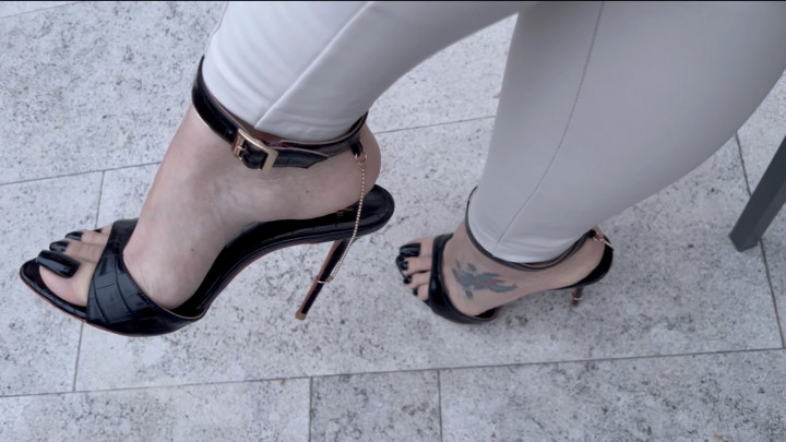Time for my tea and teasing you - Goddess Grazi Goddess Grazi