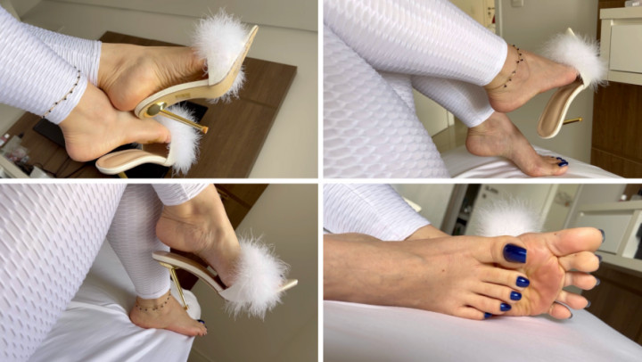 Does my dangling make you horny? - Goddess Grazi Goddess Grazi