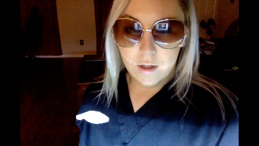 Burpees and Hiccups in my SUNGLASSES Mandy19