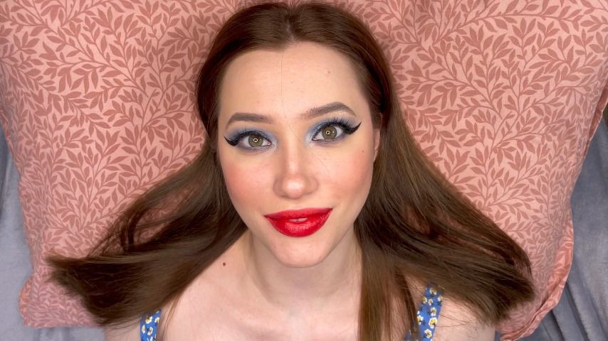 leaked Blue eye shaddow red lipstick face fetish thumbnail