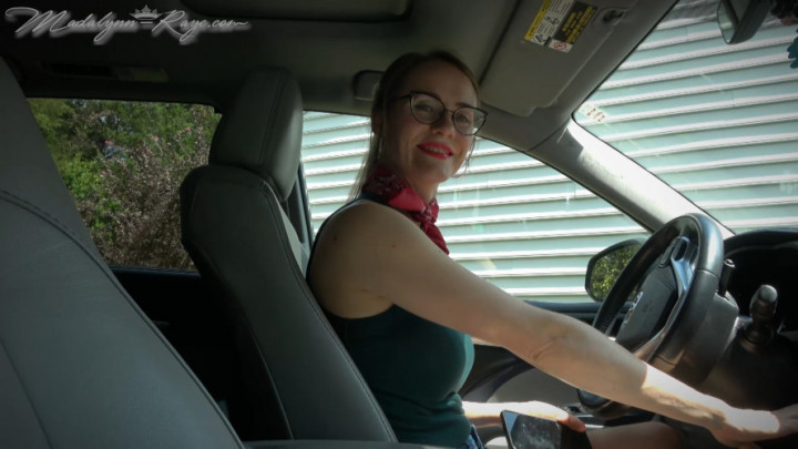 MadalynnRaye:Madalynn wants to drive you to the movies