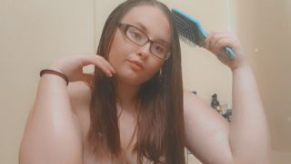 BBW brushes dirty oily knotted hair Goddess Vixen