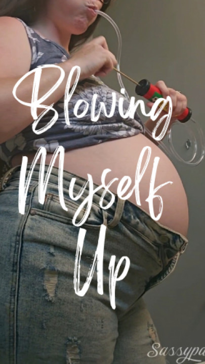 Sassypantz:Blowing Myself Up
