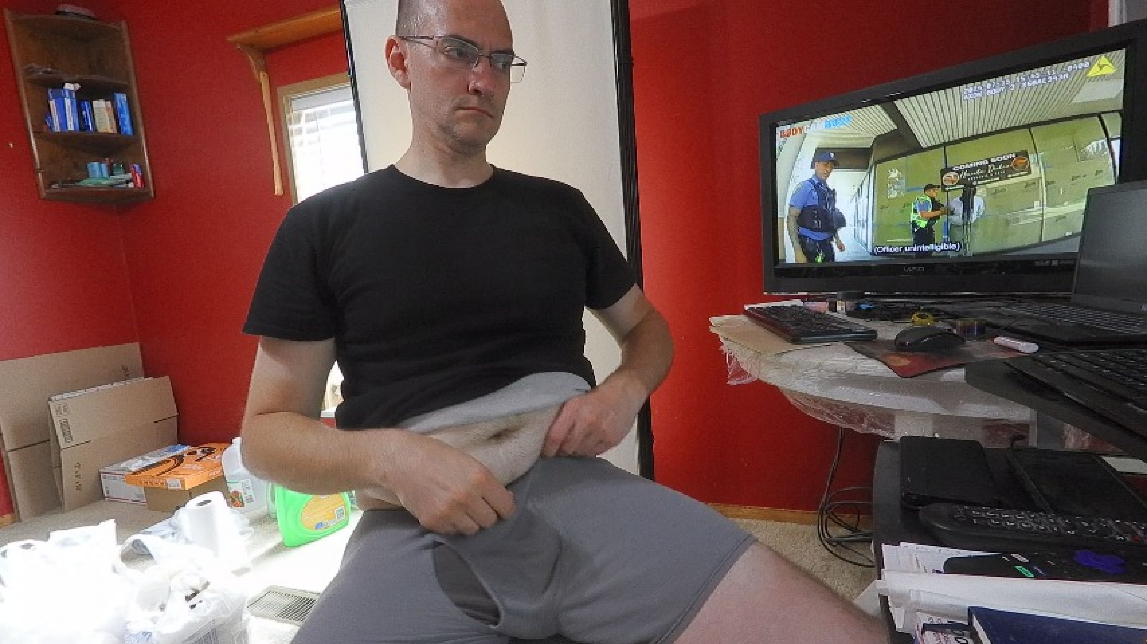 stouttheirish:Jacking Off in 4K