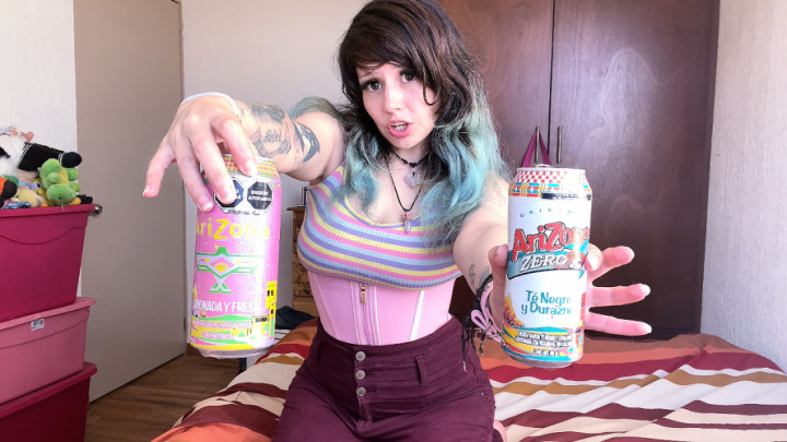 Boossette:Trying Arizona Teas | Peach Black Tea vs Strawberry Lemonade