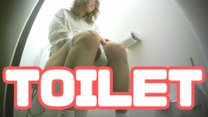 leaked TOILET11 thumbnail