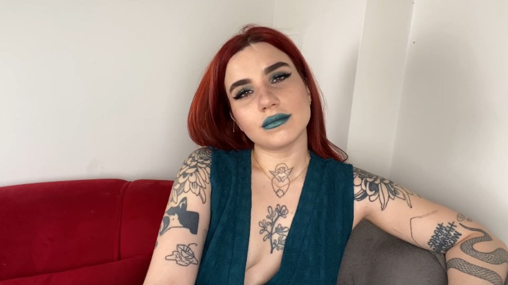 AdeleHandy:Caring Girlfriend Meets you after a bad day at work
