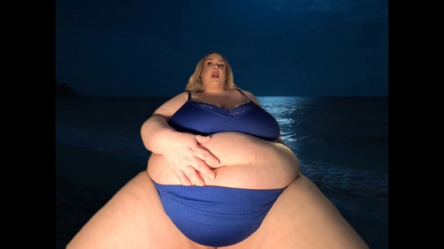 Brittneylovebliss:SSBBW Whale Watching Role Play