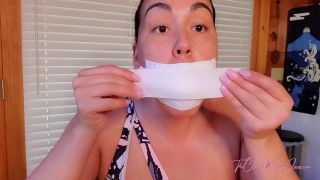 [1.07 GB] - Self Gagging with Megan Jones - TheMeganJones