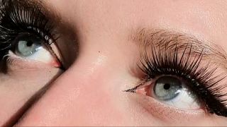 [89.34 MB] - Sexy Sapphire Eyes - SuperNova6669