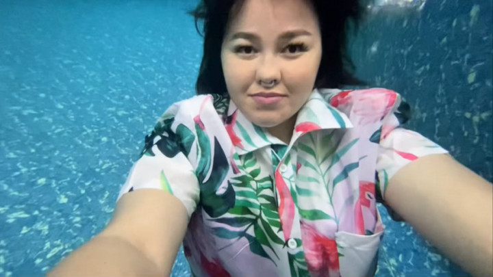 Lilyarmel:Underwater lovee