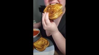 [378.78 MB] - BBW Eats Grilled Cheese & Tomato Soup - SarahLuscious