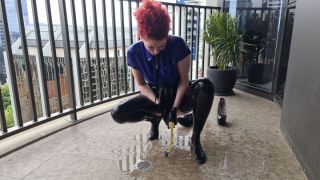 [252.24 MB] - Pissing in my latex piss bag pants - LatexRapture