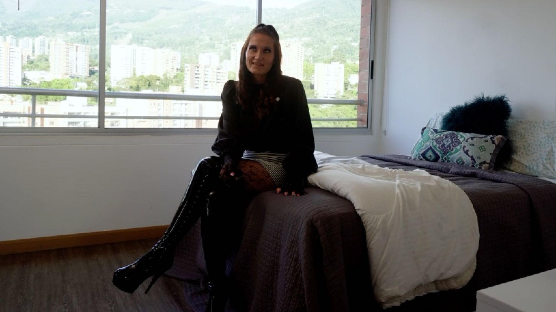 Rhi Connor:I Like Doing Chores Now