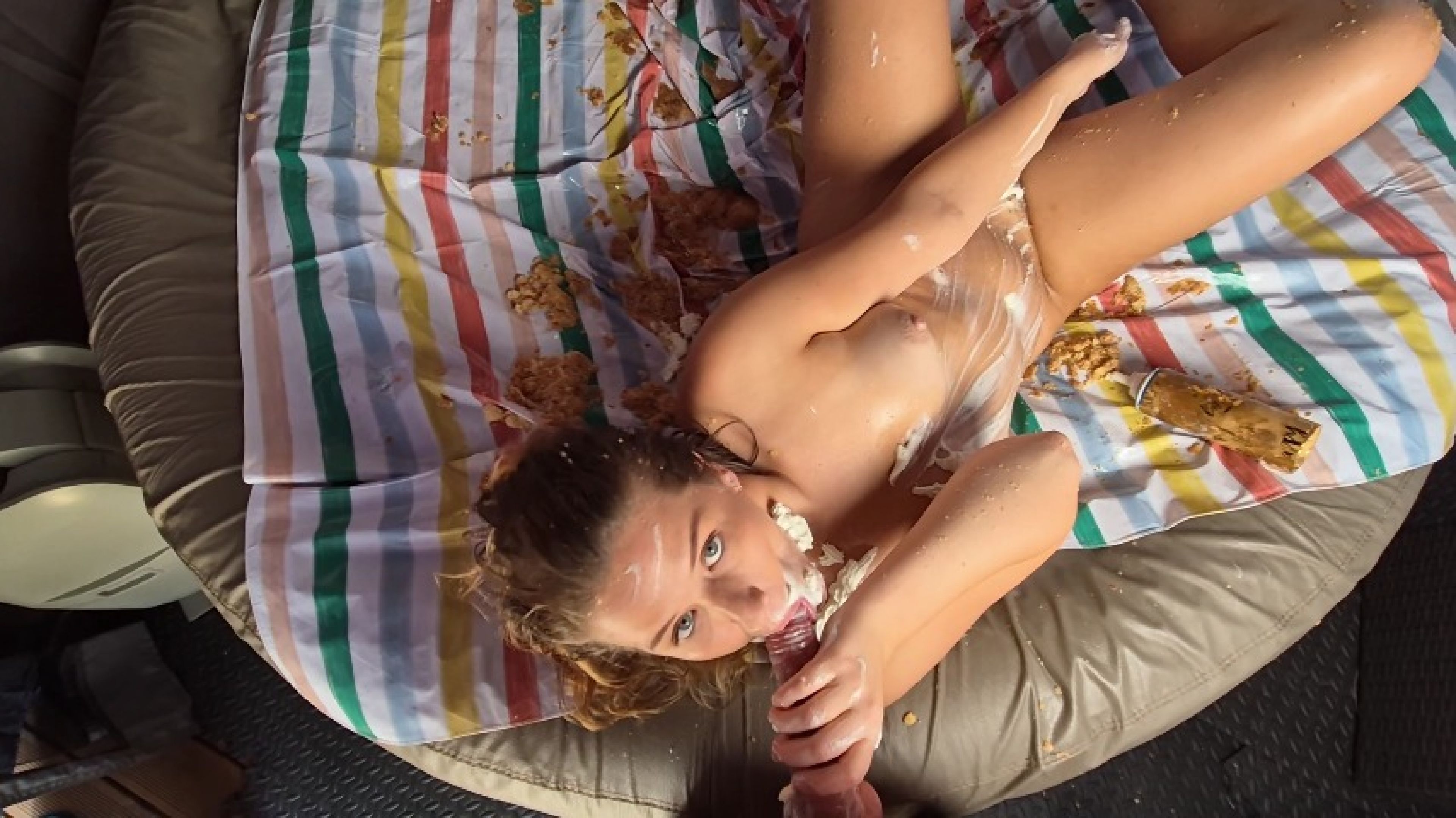 CuteBootyBabe21:25th Birthday Whipped Cream BJ Facial! x