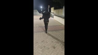 [210.34 MB] - Sura walking outdoor in latex - Dominatrix_Tania