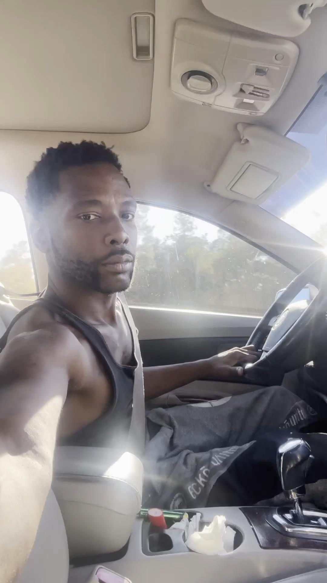 Robb Nation:Jerking it on the highway