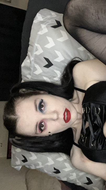 LilBaddieRose:Harley Quinn Fucks Herself