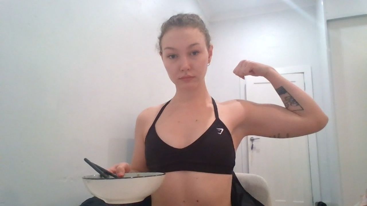 Mistress Sophie:FINDOM | Sweaty Eating After the Gym slurping & burping
