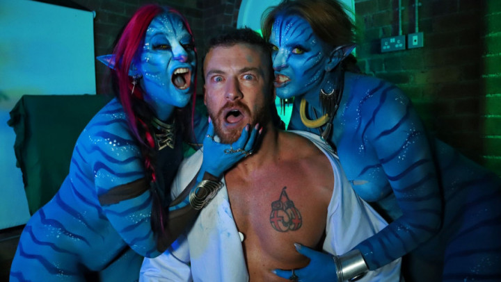 HayleyQuinnxx:Full Body Paint Cosplay. The Sky Person Anal Encounter