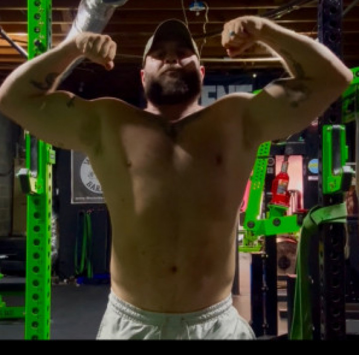 Vbrooks85:Gym Clips From Hubby