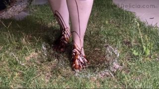 [422.90 MB] - food whipped cream and chocolate feet - HotFeetDelicia
