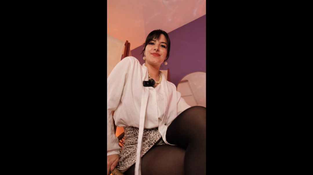 Emmadominatric1:Spitfetish