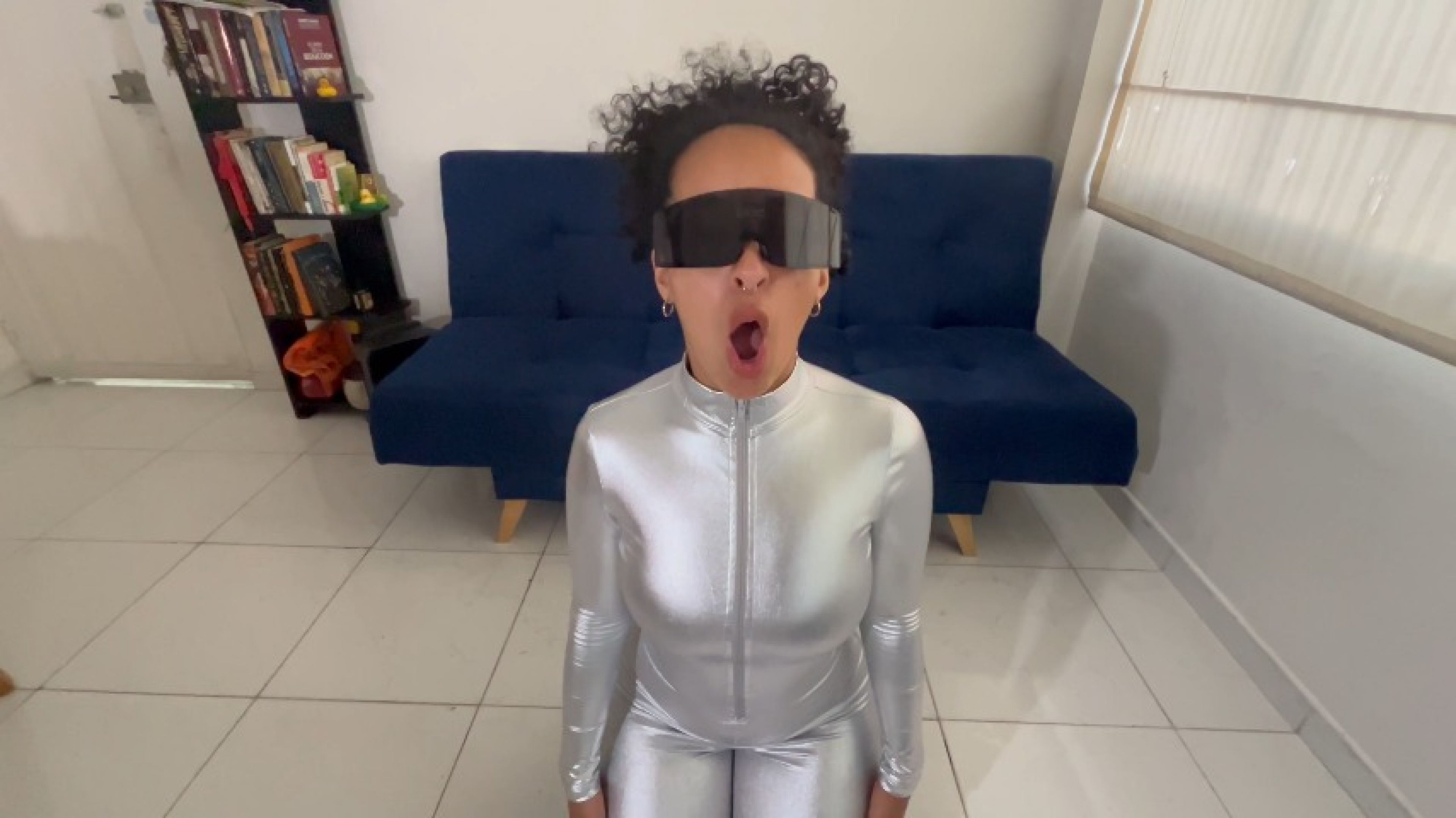 youwishtobeme:dron eliza, robotina sex1000